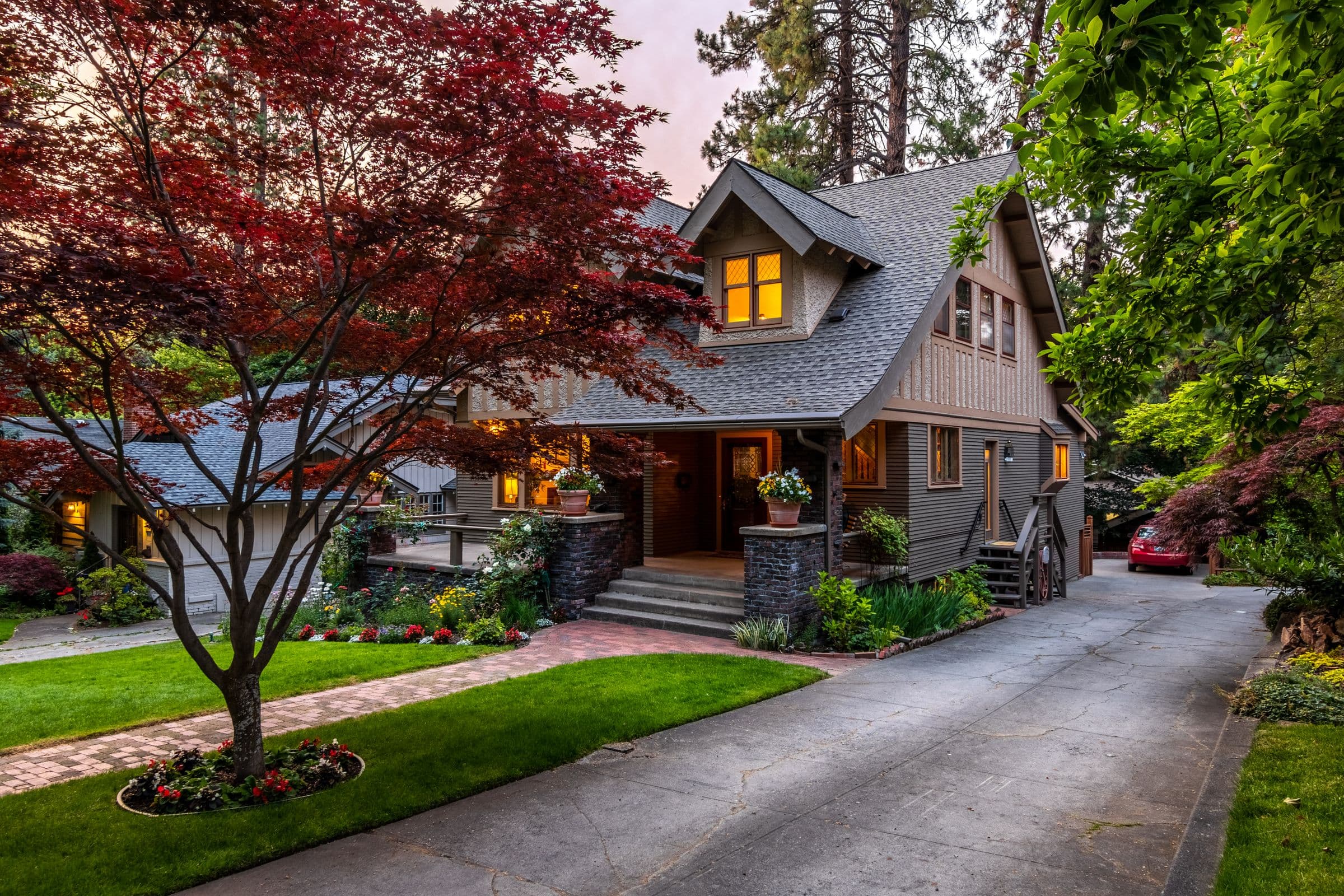 Neighbours Envy property care in Waterloo, Ontario